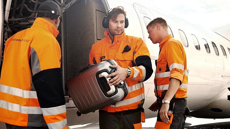 Arbejdstoej til billund lufthavn