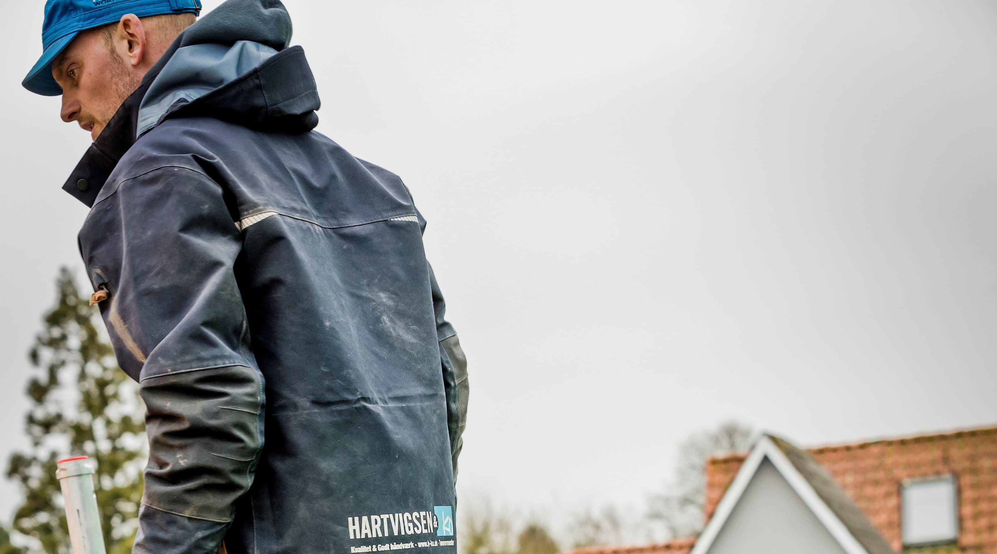 Gore-Tex Jacke um im Regen zu arbeiten.